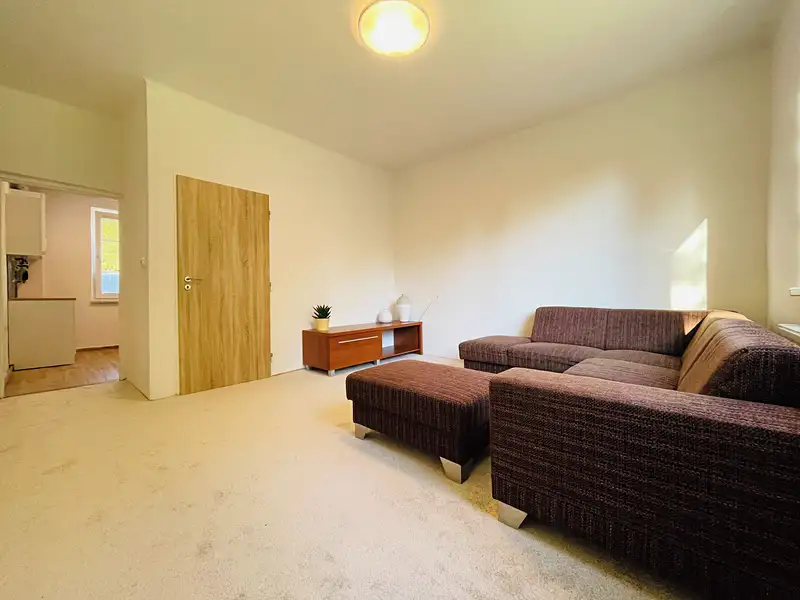 Pronájem rodinného domu 78 m², pozemek 300 m², Zlín – náhled fotky 3