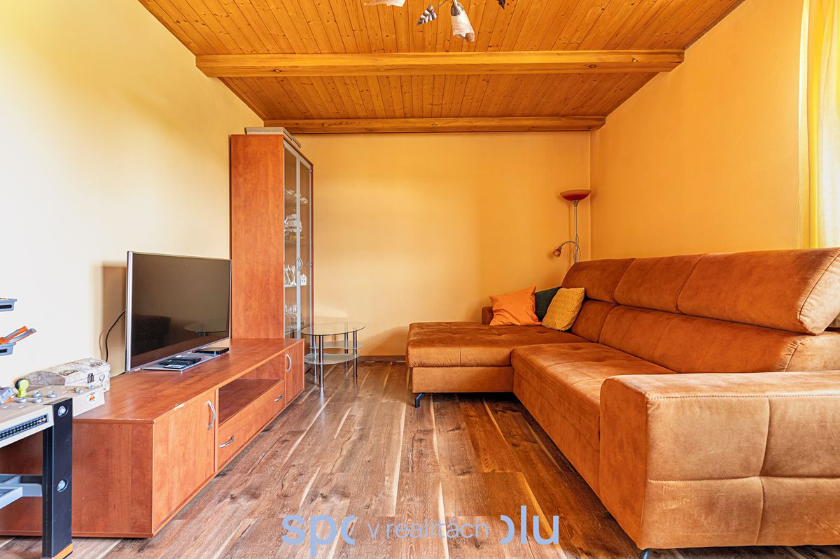 Pronájem bytu 3+kk 74 m² – fotografie 2