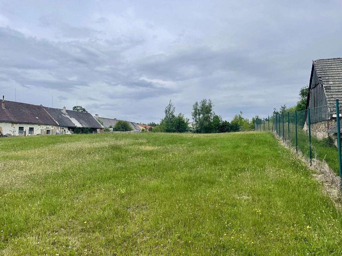 Prodej stavebního pozemku 3756 m², Jindřichův Hradec – fotka 1 z 3