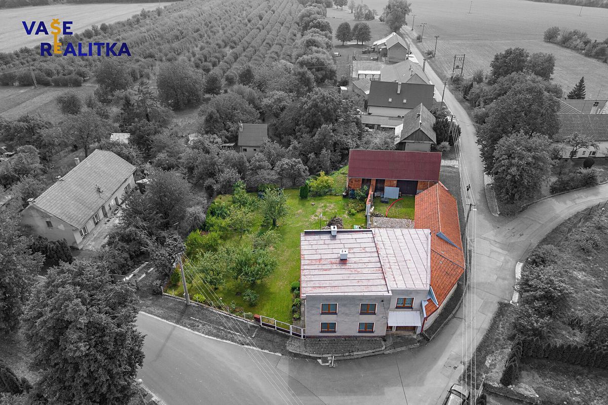 Prodej rodinného domu 188 m², pozemek 1449 m² – fotografie 3