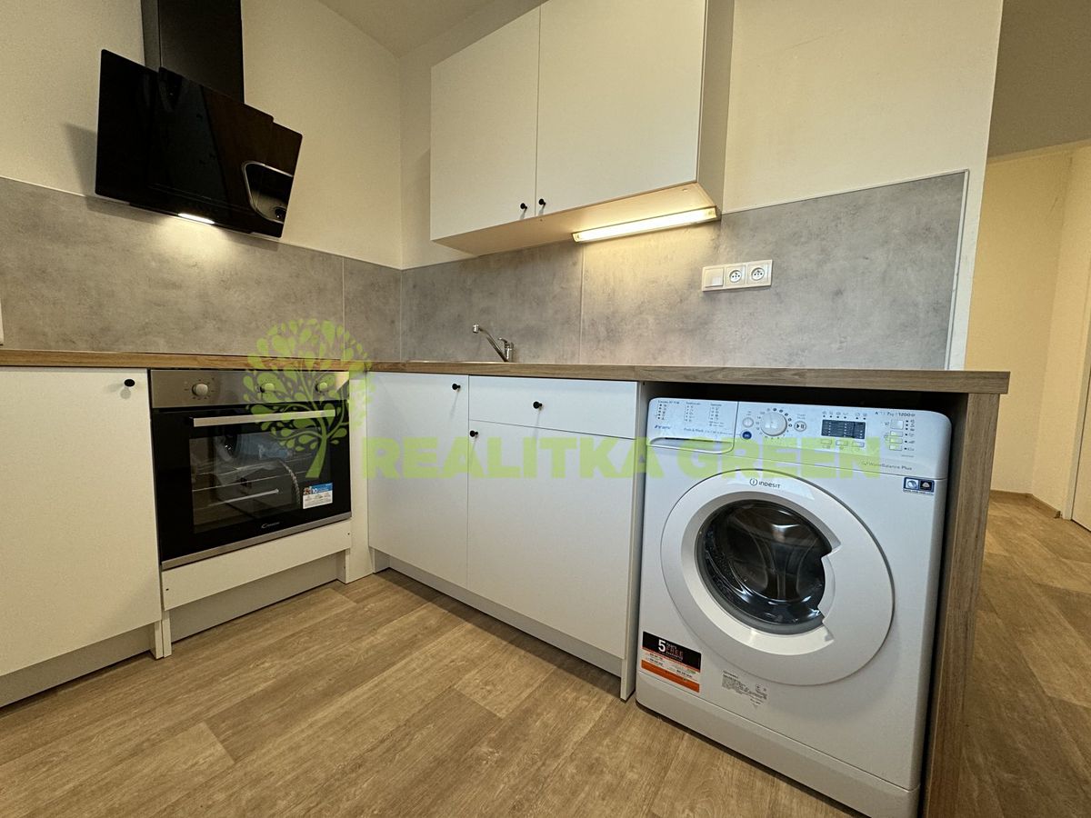 Pronájem bytu 2+1 53 m² – fotografie 2