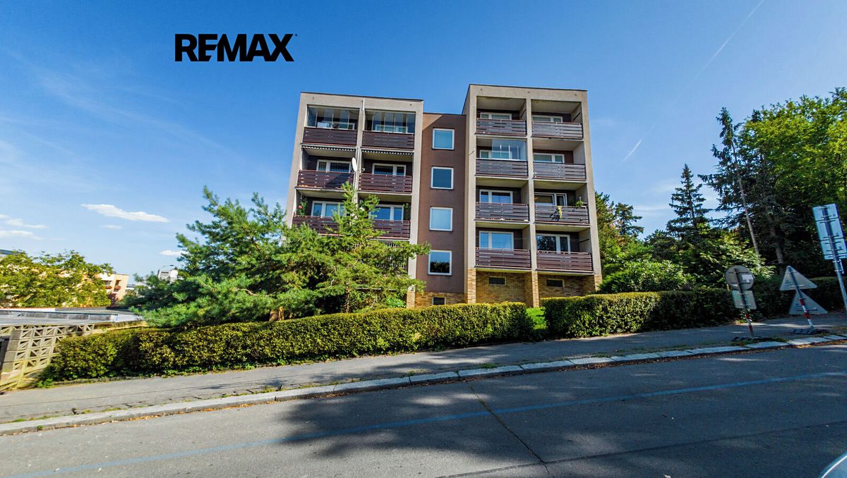 Prodej bytu 3+1 78 m², Praha – fotka 1 z 3