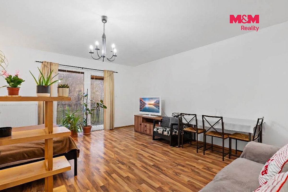 Pronájem bytu 1+kk 46 m² – fotografie 3