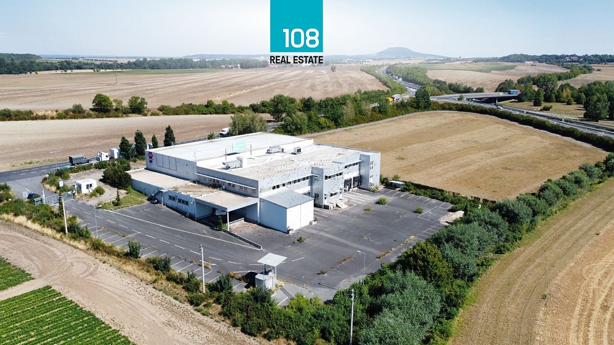Prodej výrobní haly, prostoru 3254 m²