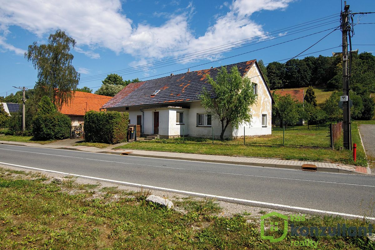 Prodej rodinného domu 200 m², pozemek 1014 m²