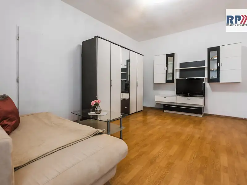Prodej bytu 2+1 60 m², Praha – náhled fotky 2