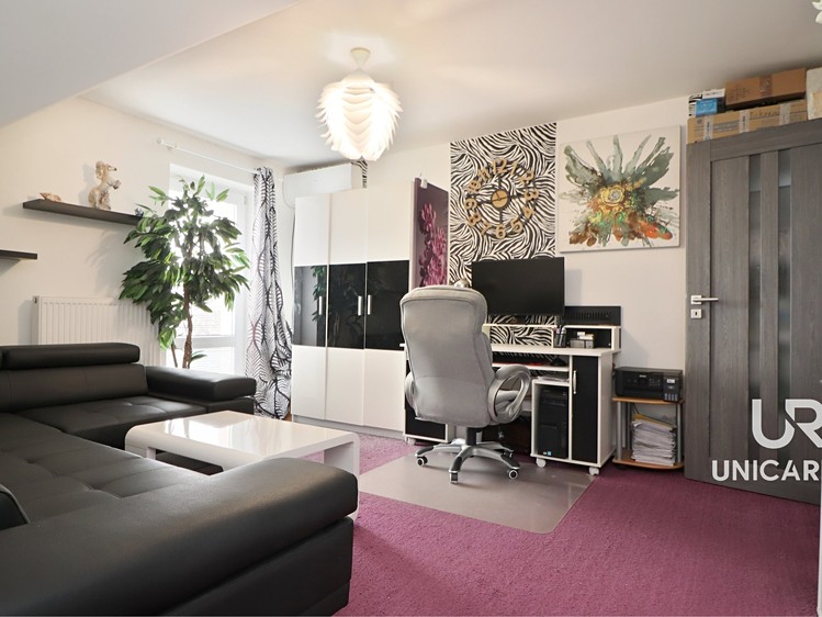 Prodej domu, 233 m² (18 z 48)