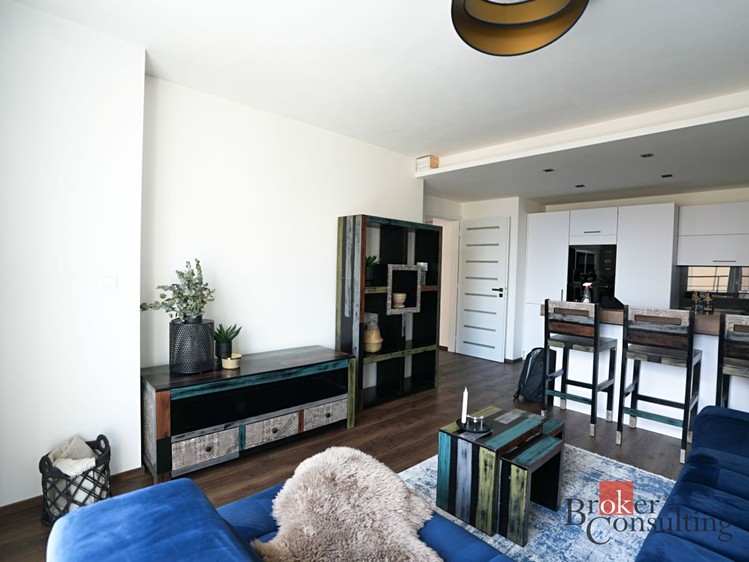 Квартира 3+kk в оренду, 74 м² (6 з 14)
