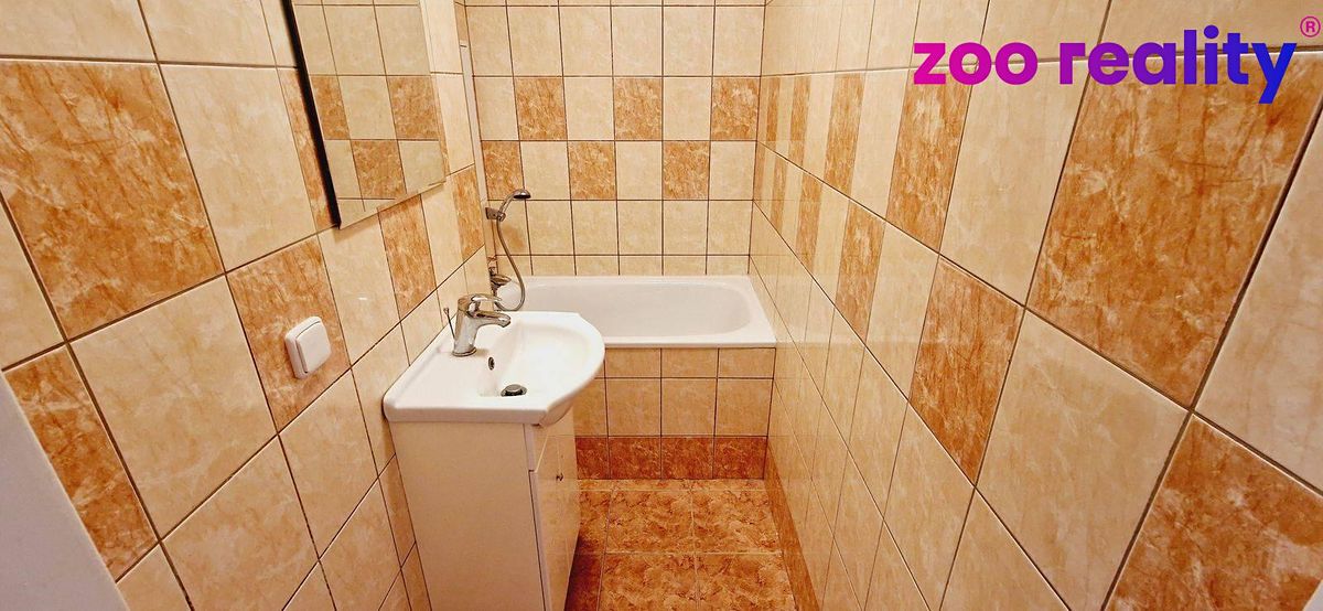 Pronájem bytu 1+1 34 m² – fotografie 2