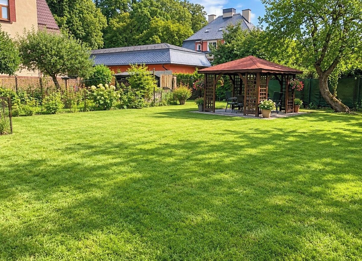 Prodej vícegeneračního domu 350 m², pozemek 636 m² – fotografie 3