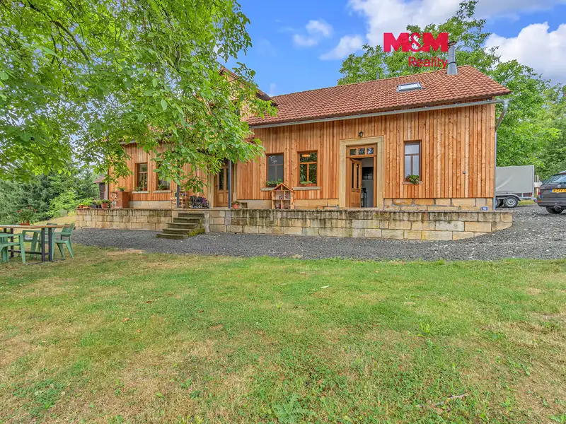 Prodej zemědělské usedlosti 180 m², pozemek 3926 m², Radim – náhled fotky 1