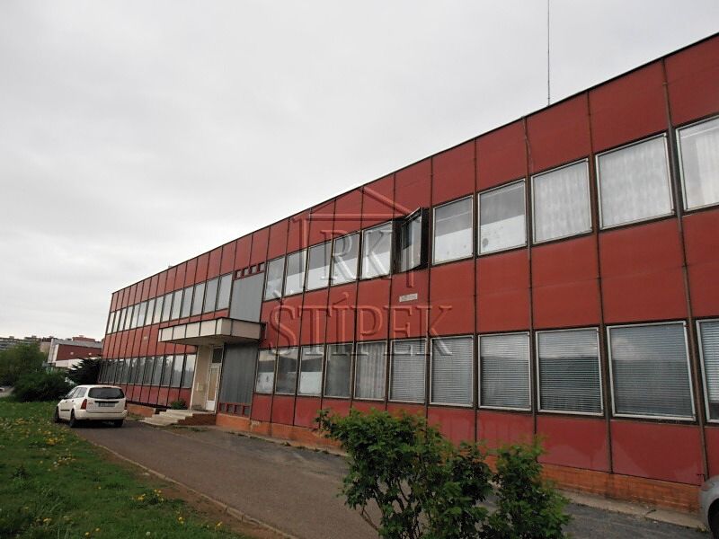 Pronájem skladového prostoru 469 m²