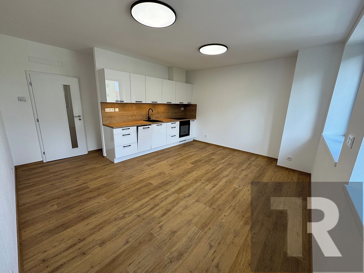 Pronájem bytu 2+kk 48 m²