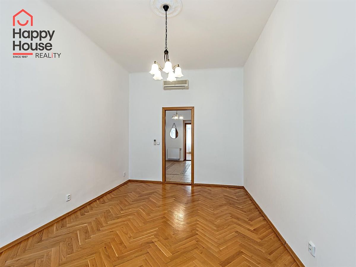 Pronájem bytu 3+1 96 m² – fotografie 2