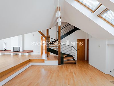 Pronájem bytu 4+1 189 m²