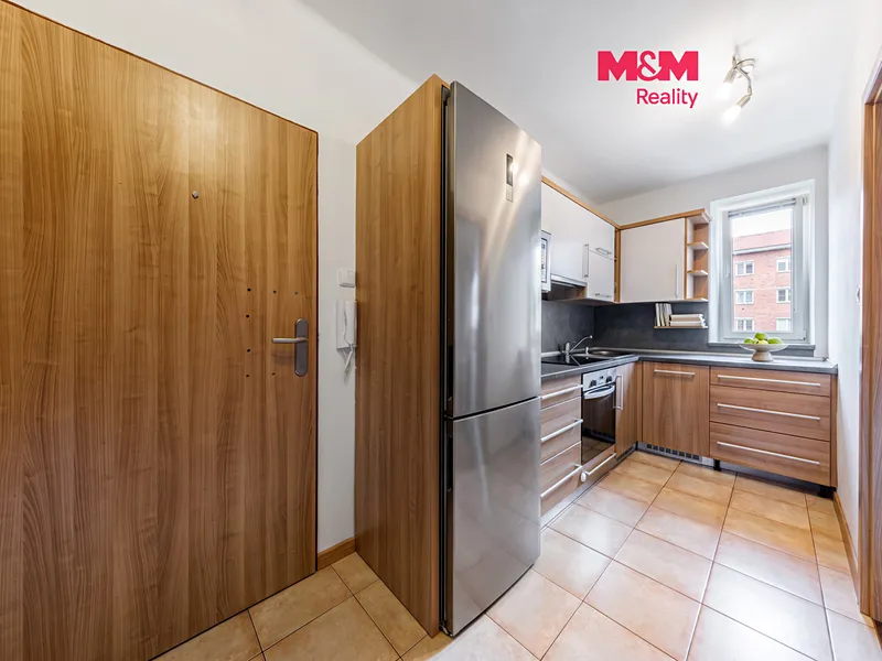 Prodej bytu 2+1, 57 m², Ostrov, ul. Luční