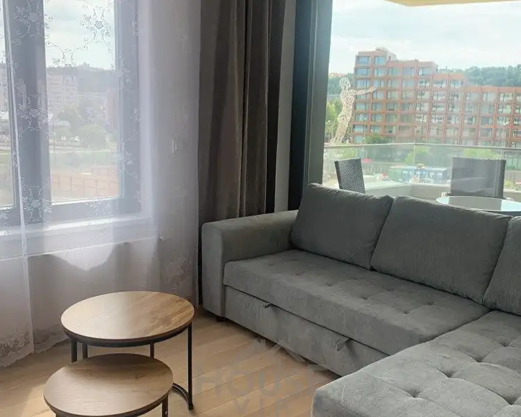 Pronájem bytu 2+kk 63 m², Praha – náhled fotky 2