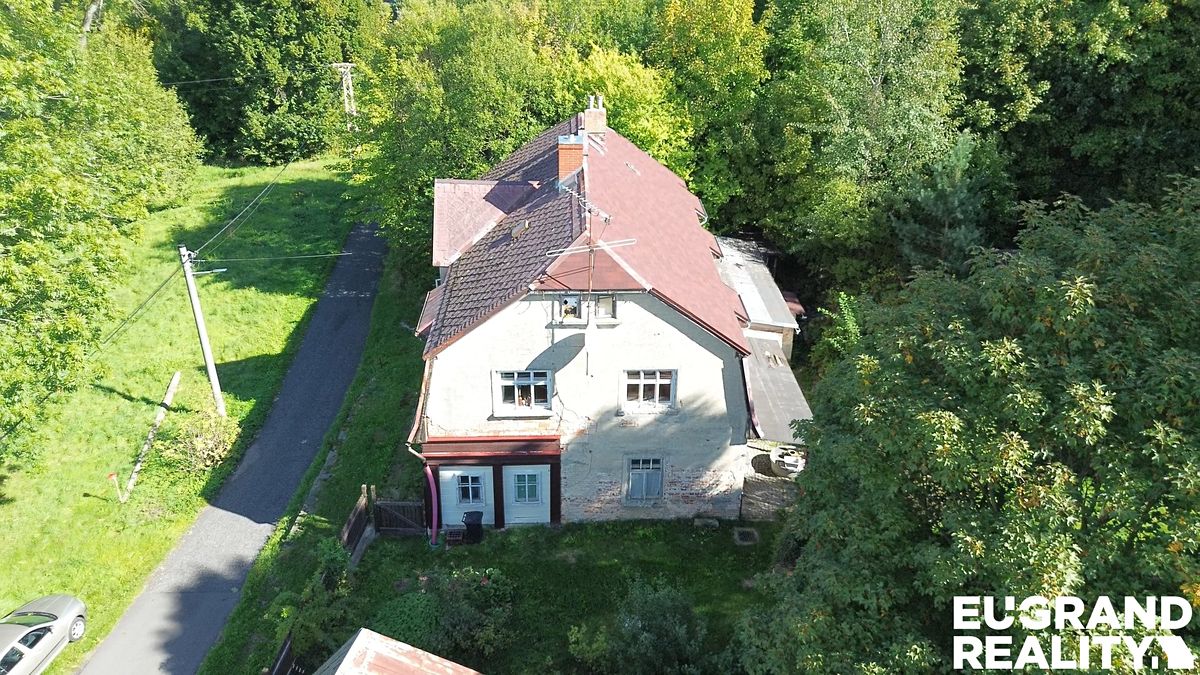 Prodej chalupy 246 m², pozemek 245 m² – fotografie 2