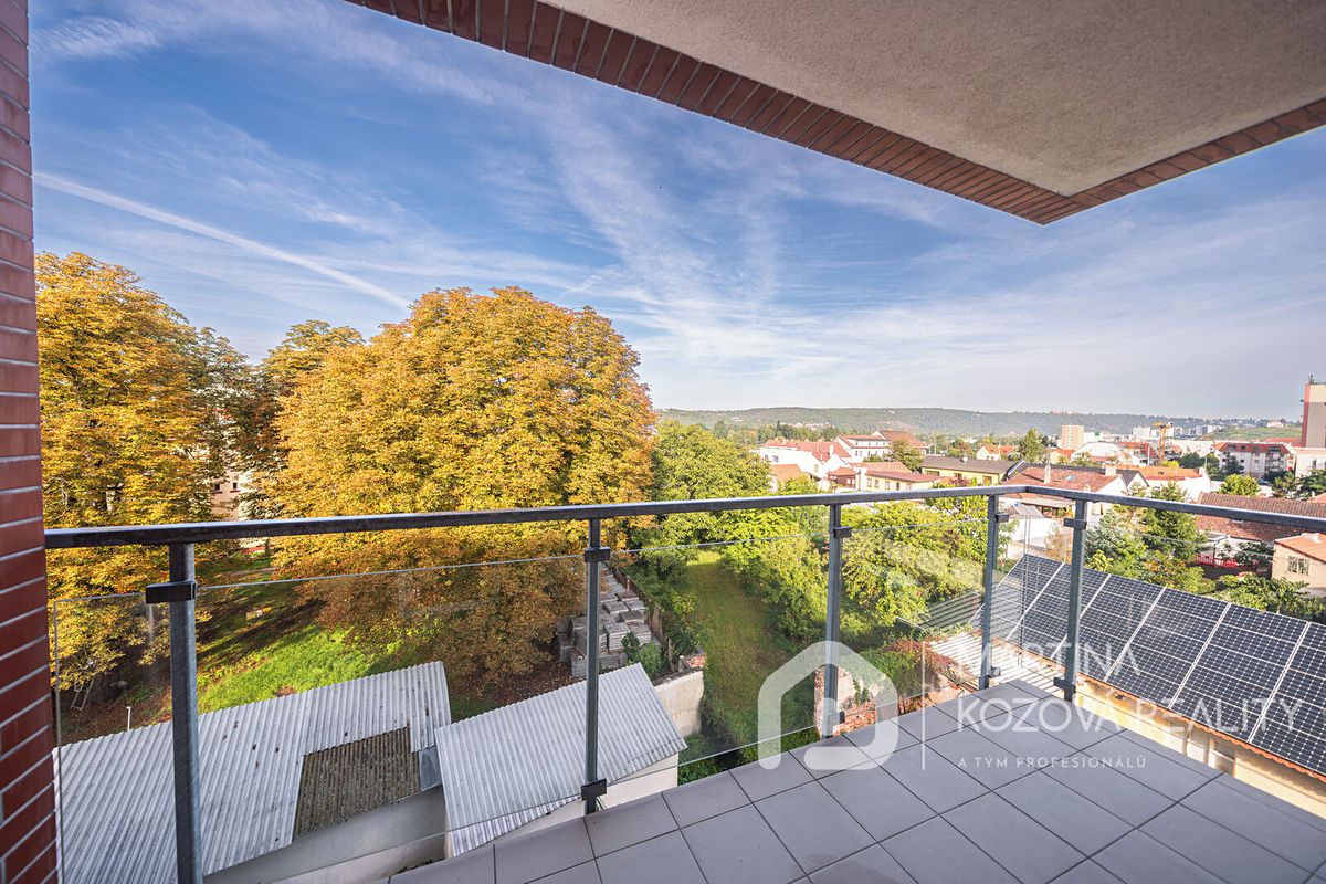 Pronájem bytu 2+kk 59 m² – fotografie 3