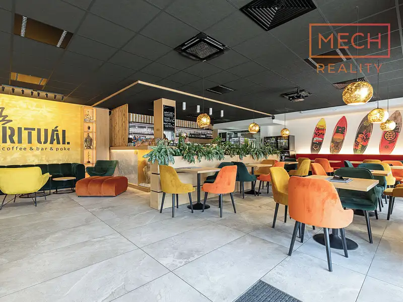 Prodej restaurace 203 m², Třebíč – náhled fotky 1