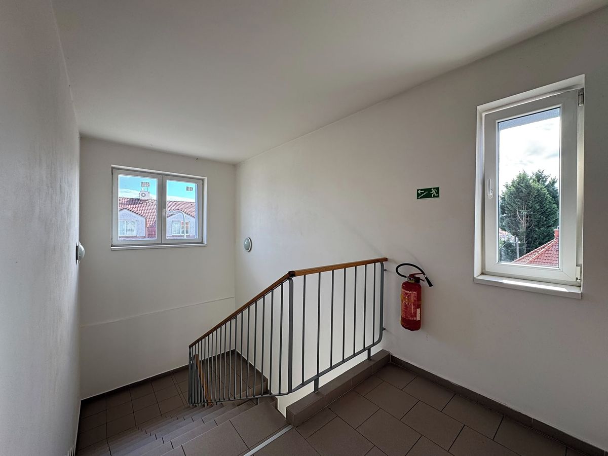 Pronájem bytu 1+kk 35 m² – fotografie 3