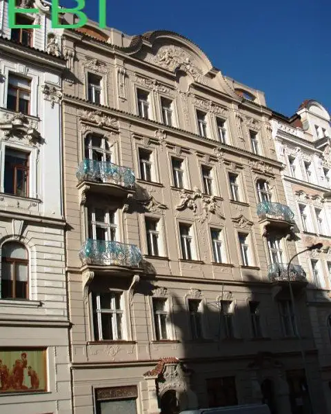 Pronájem bytu 2+kk 50 m², Praha – náhled fotky 1