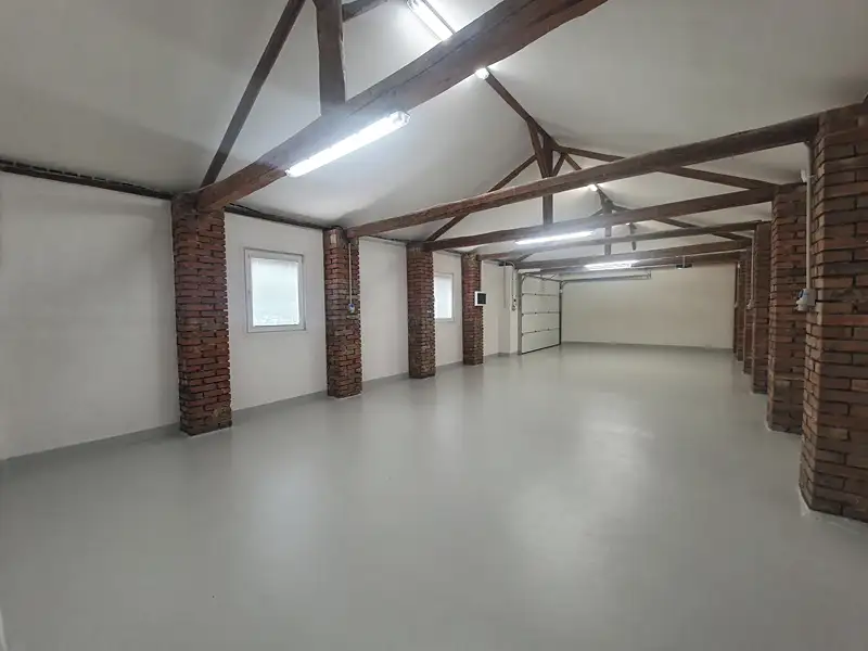 Pronájem skladového prostoru 84 m², Bílovice nad Svitavou – náhled fotky 1
