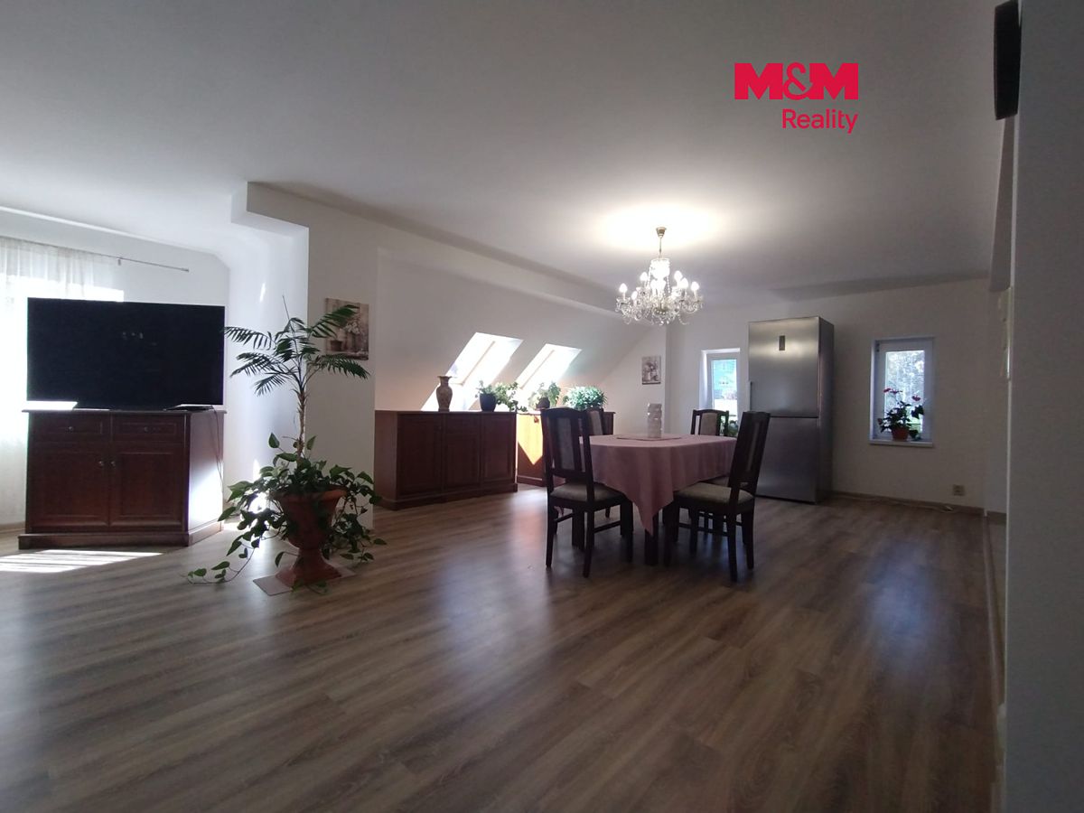 Pronájem bytu 2+kk 100 m²