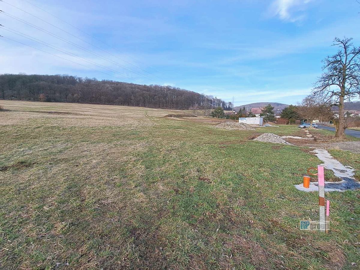 Prodej stavebního pozemku 1150 m²