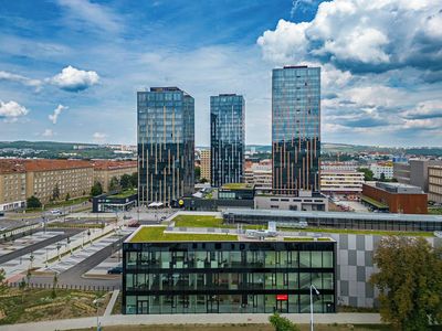 Pronájem kanceláře 202 m²