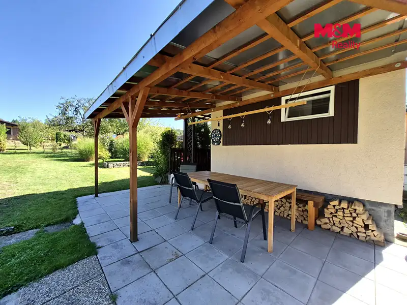 Prodej chaty 17 m², pozemek 398 m², Rožnov pod Radhoštěm – náhled fotky 2