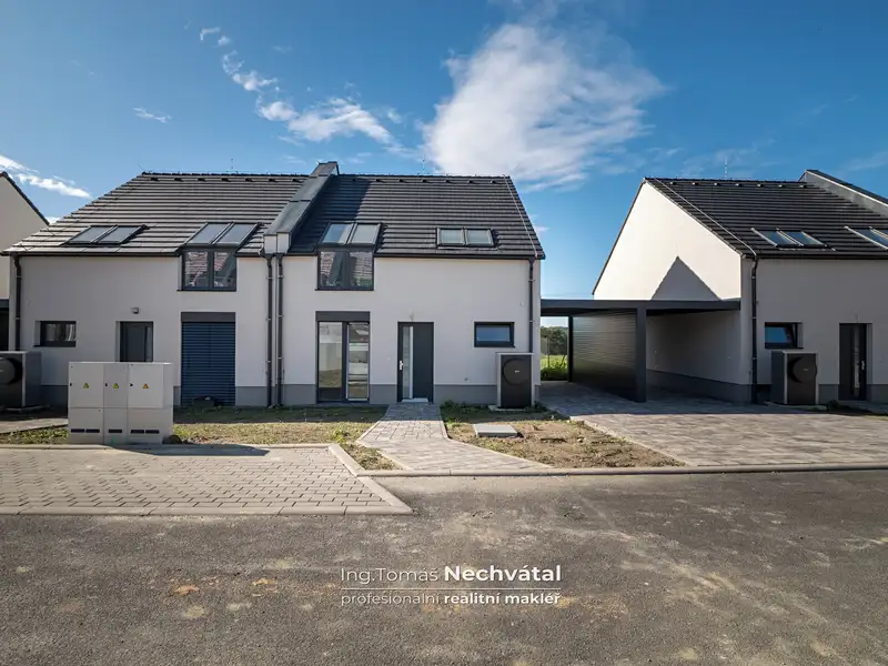 Prodej rodinného domu 118 m², pozemek 546 m², Drnholec – náhled fotky 2
