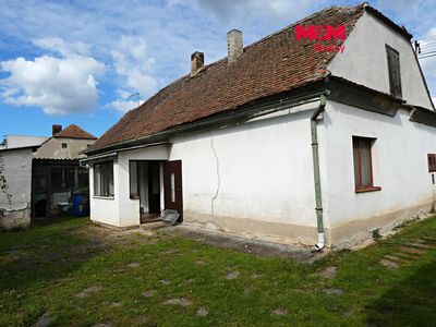Prodej rodinného domu 75 m², pozemek 1192 m²