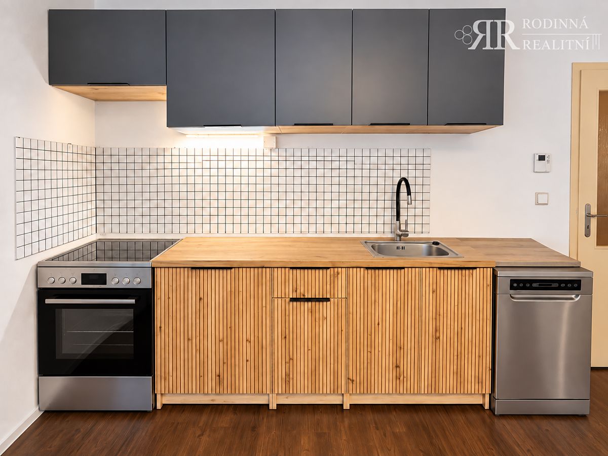 Pronájem bytu 2+kk 47 m² – fotografie 3