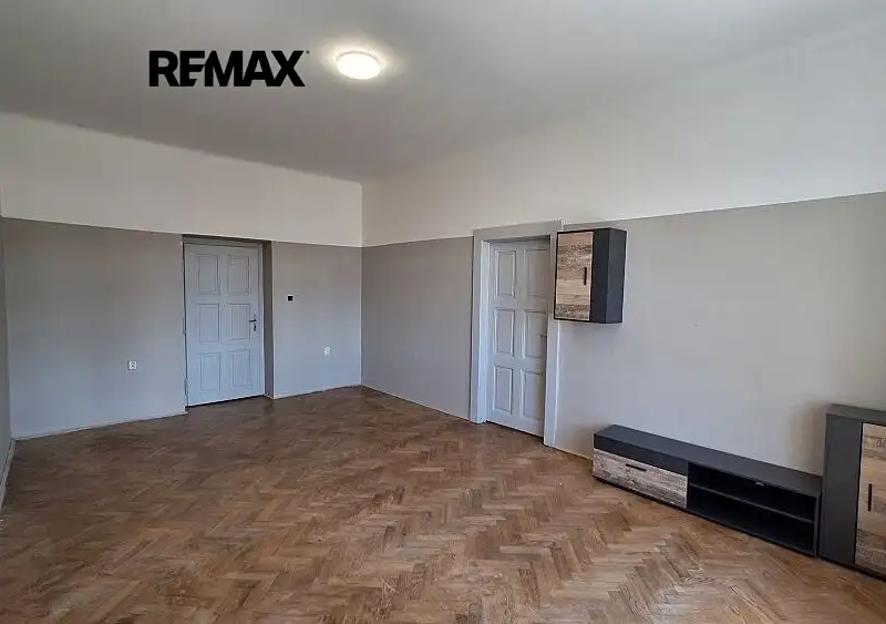 Prodej bytu 3+1 92 m², Strakonice – náhled fotky 2