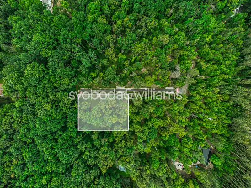Prodej stavebního pozemku 2820 m², Hradištko – náhled fotky 1