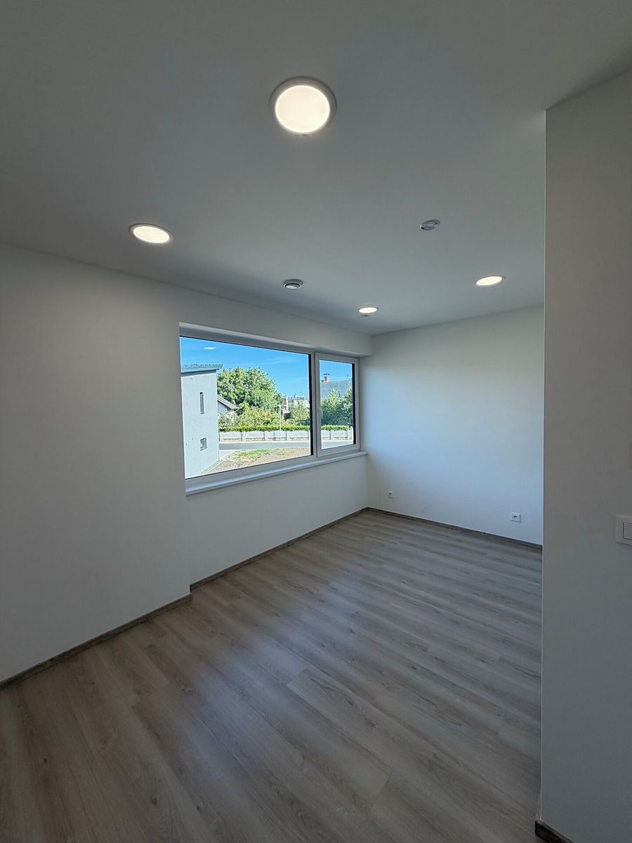 Pronájem bytu 1+kk 23 m² – fotografie 2