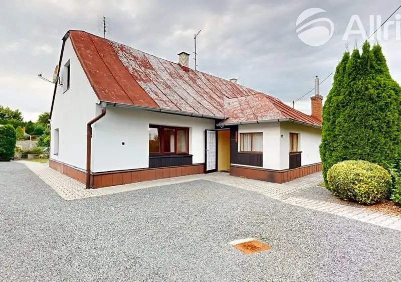 Prodej rodinného domu 150 m², pozemek 843 m², Dolní Životice – náhled fotky 1