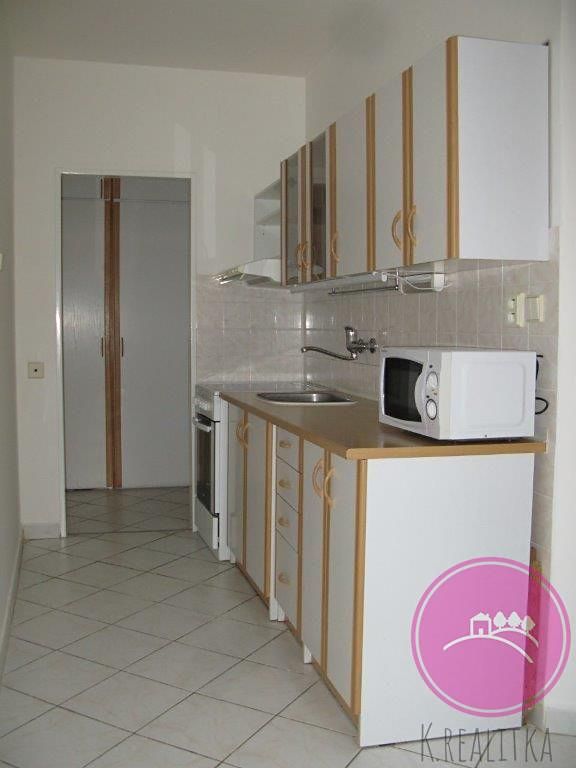 Pronájem bytu 2+1 60 m² – fotografie 4