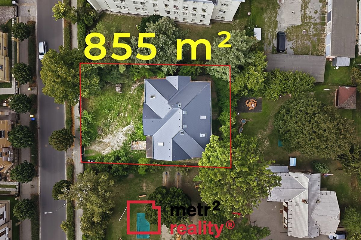 Prodej vily 600 m², pozemek 855 m² – fotografie 4