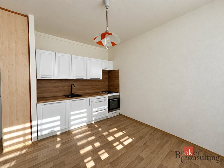 Pronájem bytu 2+kk, 41 m² (8 z 8)