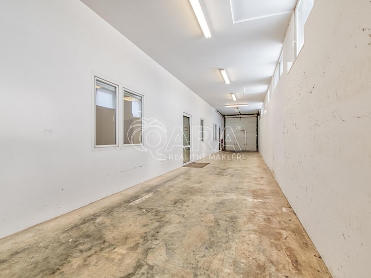 Комерційне приміщення на продаж, 1 029 м² (11 з 39)
