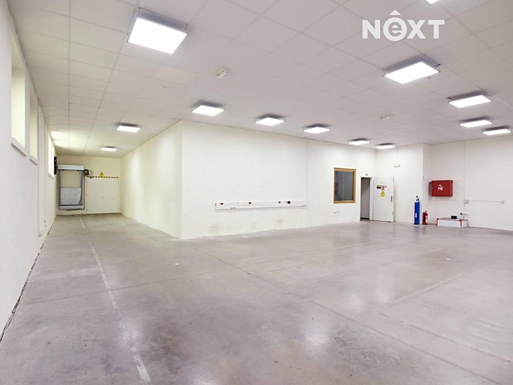 Pronájem komerčního prostoru, 3 100 m² (7 z 36)