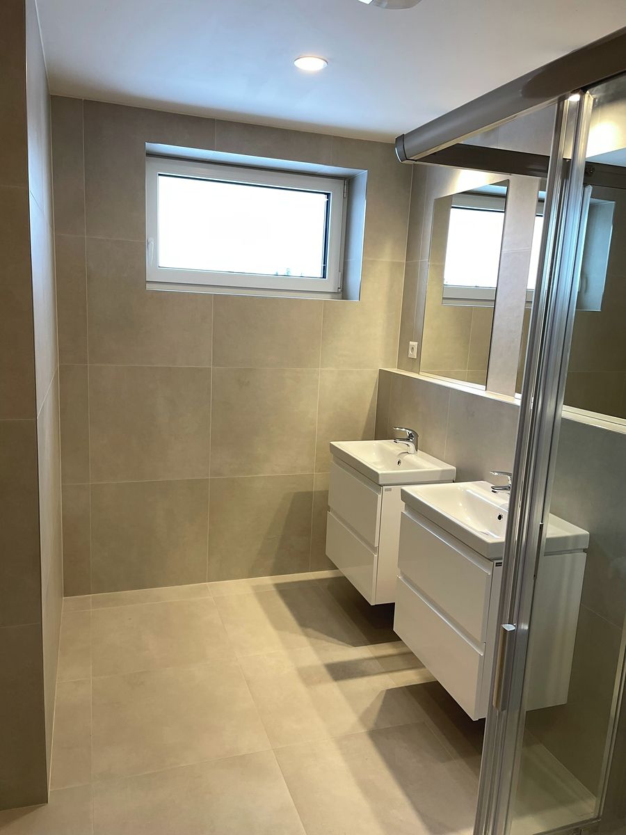 Pronájem bytu 3+kk 81 m² – fotografie 2