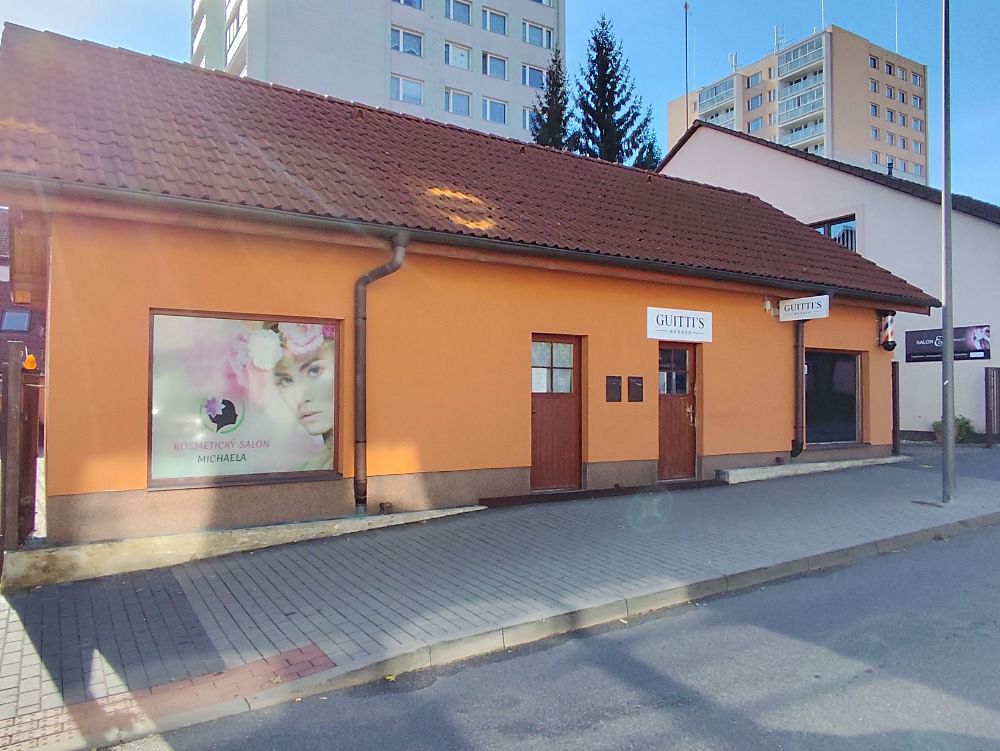 Pronájem obchodního prostoru 33 m²