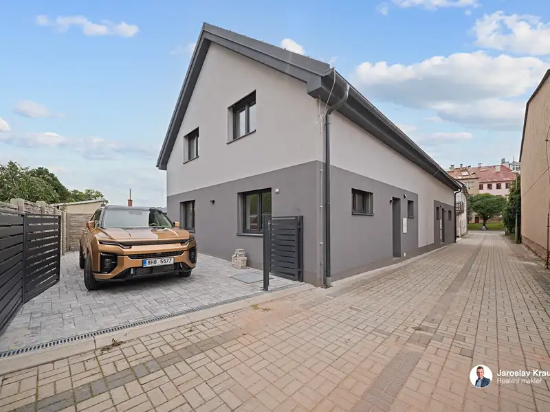 Prodej rodinného domu 134 m², pozemek 148 m², Nová Paka – náhled fotky 1