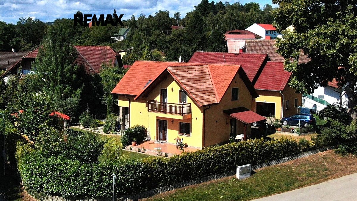 Prodej vícegeneračního domu 182 m², pozemek 615 m²