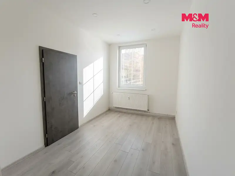 Pronájem bytu 1+1 28 m², Frýdek-Místek – náhled fotky 2