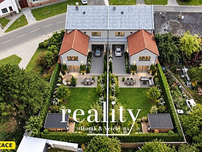 Prodej  rodinného domu 456 m², pozemek 925 m²