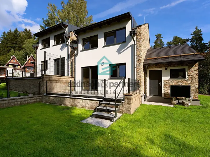Prodej rodinného domu 115 m², pozemek 259 m², Horní Planá – náhled fotky 2